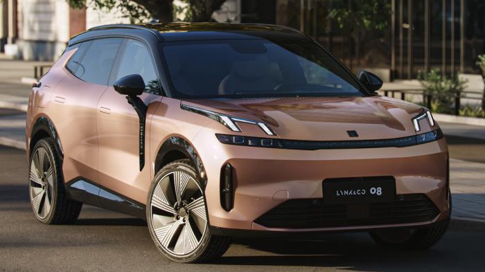 Lynk & Co 08: Plug-in υβριδικό με ηλεκτρική αυτονομία 200 χλμ. 